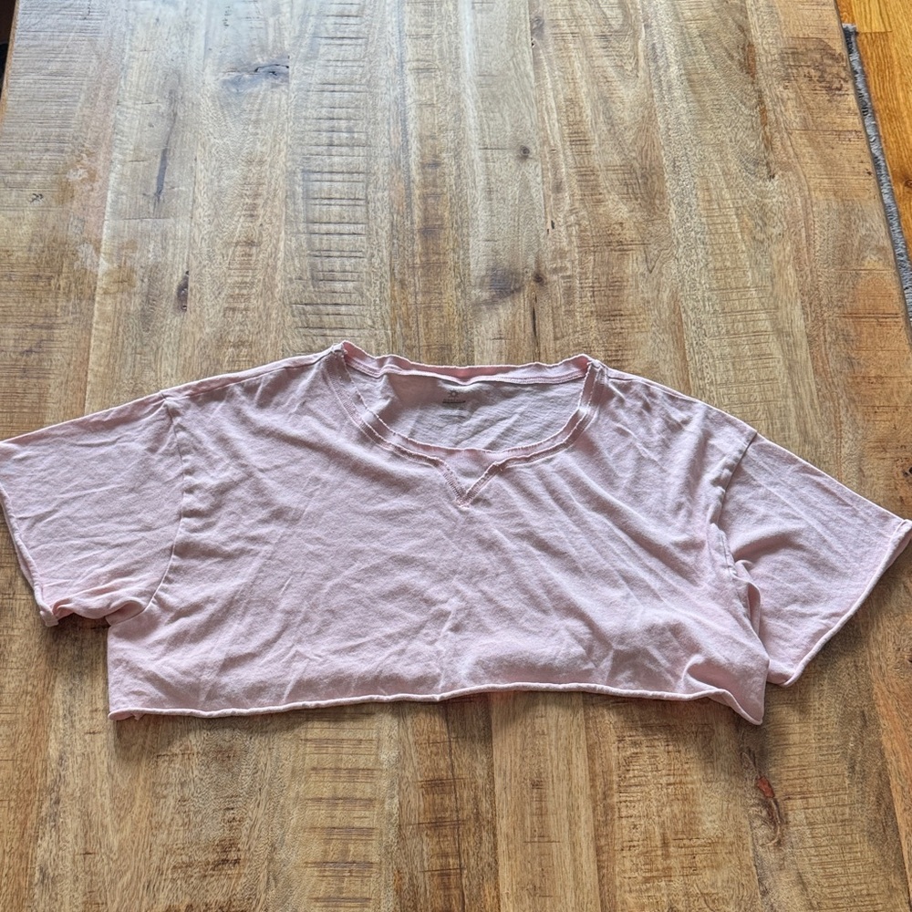 Offline by Aerie Light Pink Women's 100% cotton varsity athletic Crop Top NWT
